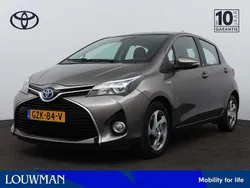 Grijs Gebruikt 2016 Toyota Yaris Hybrid Limited Hatchback | € 14.945 (Eerlijke prijs)