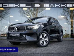 Zwart Gebruikt 2022 Volvo XC40 Inscription SUV | € 36.950 (Eerlijke prijs)