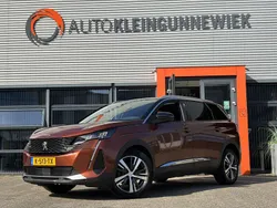 Bruin Gebruikt 2021 Peugeot 5008 Allure MPV | € 19.950 (Eerlijke prijs)