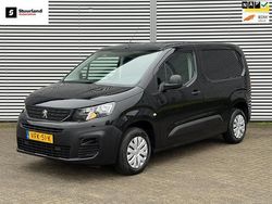 Zwart (metallic) Gebruikt 2020 Peugeot Partner Van | € 7.450 (Goede deal)