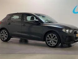 Grijs Gebruikt 2019 Audi A1 Sportback Basis Hatchback | € 14.950 (Eerlijke prijs)