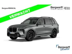 Grijs, metallic lak Gebruikt 2024 BMW X7 Comfort Edition SUV | € 159.875