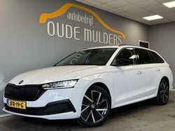 Wit Gebruikt 2022 Skoda Octavia Stationwagen | € 21.950 (Goede deal)