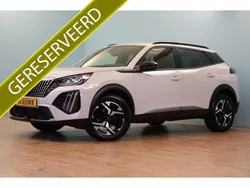 Wit, metallic lak Gebruikt 2024 Peugeot 2008 Allure SUV | € 23.899 (Super prijs)