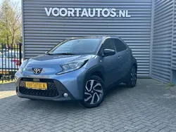 Blauw Gebruikt 2024 Toyota Aygo Pulse Hatchback | € 20.500 (Eerlijke prijs)
