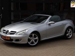 Grijs Gebruikt 2004 Mercedes SLK200 Cabriolet | € 9.795 (Iets duurder)