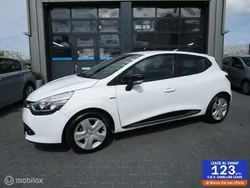 Wit Gebruikt 2016 Renault Clio IV Hatchback | € 7.450 (Eerlijke prijs)