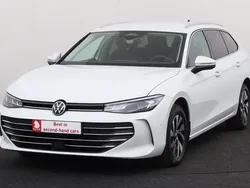 Wit Gebruikt 2024 VW Passat Business Stationwagen | € 38.495 (Eerlijke prijs)
