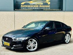 Zwart Gebruikt 2015 Jaguar XE Portfolio Sedan | € 12.995 (Eerlijke prijs)