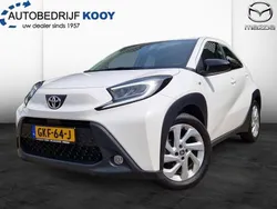 Wit Gebruikt 2023 Toyota Aygo Active Hatchback | € 17.845 (Goede deal)