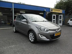 Grijs Gebruikt 2013 Hyundai i20 Hatchback | € 7.450 (Eerlijke prijs)