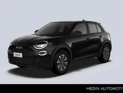 Zwart Nieuw 2025 Fiat 600 Pop SUV | € 31.948 (Eerlijke prijs)