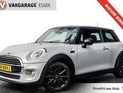 Wit Gebruikt 2016 Mini Cooper Business Hatchback | € 14.945 (Goede deal)