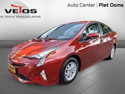 Rood Gebruikt 2018 Toyota Prius Hatchback | € 19.750 (Goede deal)