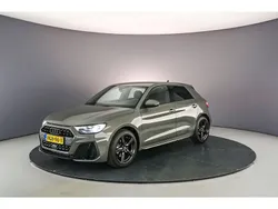 Chronosgrijs metallic Gebruikt 2025 Audi A1 Sportback S-Line Hatchback | € 41.900
