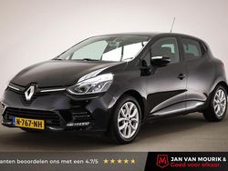 Zwart Gebruikt 2019 Renault Clio IV LIMITED Hatchback | € 12.245 (Eerlijke prijs)