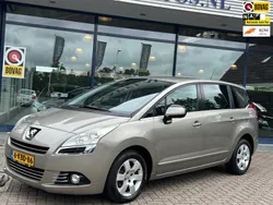Grijs Gebruikt 2013 Peugeot 5008 MPV | € 4.449 (Goede deal)