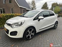 Wit Gebruikt 2013 Kia Rio Hatchback | € 4.250 (Iets duurder)