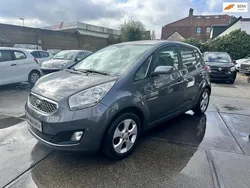 Grijs Gebruikt 2011 Kia Venga Hatchback | € 5.800 (Eerlijke prijs)