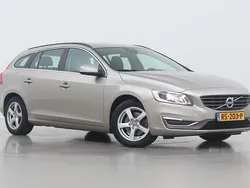 Bruin Gebruikt 2014 Volvo V60 Momentum Stationwagen | € 14.400 (Eerlijke prijs)