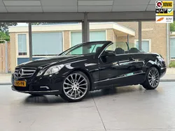 Zwart Gebruikt 2010 Mercedes E200 Elegance Cabriolet | € 9.350 (Eerlijke prijs)