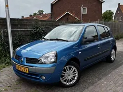 Gebruikt 2003 Renault Clio II Authentique Sedan | € 1.050 (Goede deal)