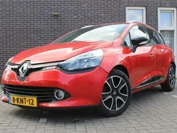 Rood Gebruikt 2013 Renault Clio GrandTour Stationwagen | € 3.999 (Iets duurder)