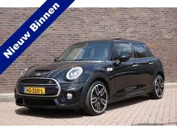 Zwart Gebruikt 2015 Mini Cooper S Business Hatchback | € 16.945 (Eerlijke prijs)