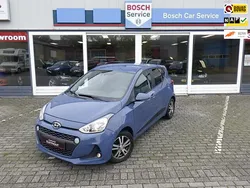 Blauw Gebruikt 2018 Hyundai i10 Premium Hatchback | € 9.450 (Eerlijke prijs)