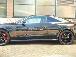 Zwart Gebruikt 2011 Audi RS5 Coupé | € 27.950