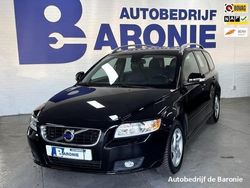 Zwart Gebruikt 2011 Volvo V50 Stationwagen | € 8.995 (Iets duurder)