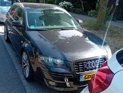Zilver Gebruikt 2006 Audi A3 Ambition Hatchback | € 2.000