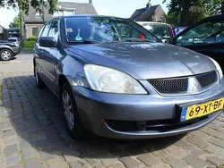Grijs Gebruikt 2007 Mitsubishi Lancer Inform Stationwagen | € 995 (Eerlijke prijs)