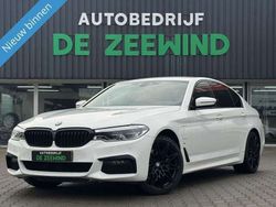 Wit, metallic lak Gebruikt 2020 BMW 530e iPerformance Sedan | € 32.499 (Eerlijke prijs)