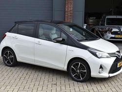 Wit Gebruikt 2016 Toyota Yaris Hybrid Plus Hatchback | € 13.950 (Eerlijke prijs)