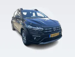 Zwart Gebruikt 2021 Dacia Sandero Comfort Hatchback | € 16.400 (Iets duurder)