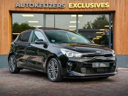 Zwart, metallic lak Gebruikt 2018 Kia Rio Platinum Edition Hatchback | € 13.900 (Eerlijke prijs)