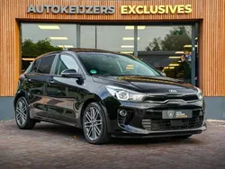 Zwart, metallic lak Gebruikt 2018 Kia Rio Platinum Edition Hatchback | € 14.900 (Eerlijke prijs)