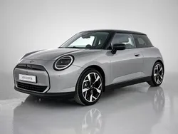 Zilver Nieuw 2025 Mini Cooper Classic Hatchback | € 38.950 (Iets duurder)