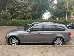 Grijs Gebruikt 2011 BMW 318 Luxury Line Stationwagen | € 9.500 (Duur)