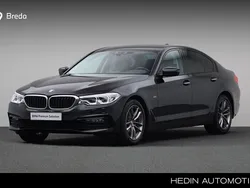 Zwart Gebruikt 2018 BMW 520 Executive Sedan | € 30.880 (Eerlijke prijs)