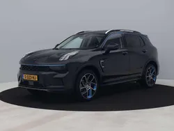 Zwart Gebruikt 2023 Lynk & Co 01 SUV | € 26.900 (Eerlijke prijs)