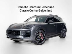 Grijs Gebruikt 2024 Porsche Cayenne Turbo E-Hybrid SUV | € 184.900