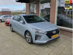 Grijs Gebruikt 2018 Hyundai Ioniq Premium Sedan | € 14.250 (Iets duurder)