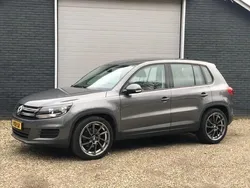 Grijs Gebruikt 2014 VW Tiguan SUV | € 10.950 (Eerlijke prijs)