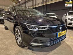 Zwart, metallic lak Gebruikt 2023 VW Golf VIII Hatchback | € 28.849 (Goede deal)