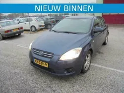 Blauw Gebruikt 2008 Kia ProCeed 2 Hatchback | € 2.999
