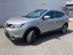 Grijs Gebruikt 2017 Nissan Qashqai Tekna SUV | € 16.000 (Goede deal)