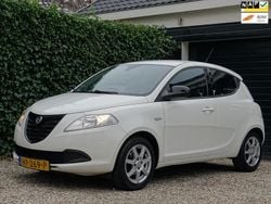 Wit Gebruikt 2015 Lancia Ypsilon Hatchback | € 5.250 (Goede deal)