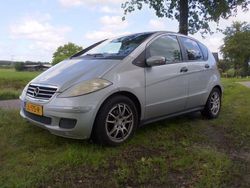 Grijs Gebruikt 2005 Mercedes A170 Classic MPV | € 1.795 (Duur)